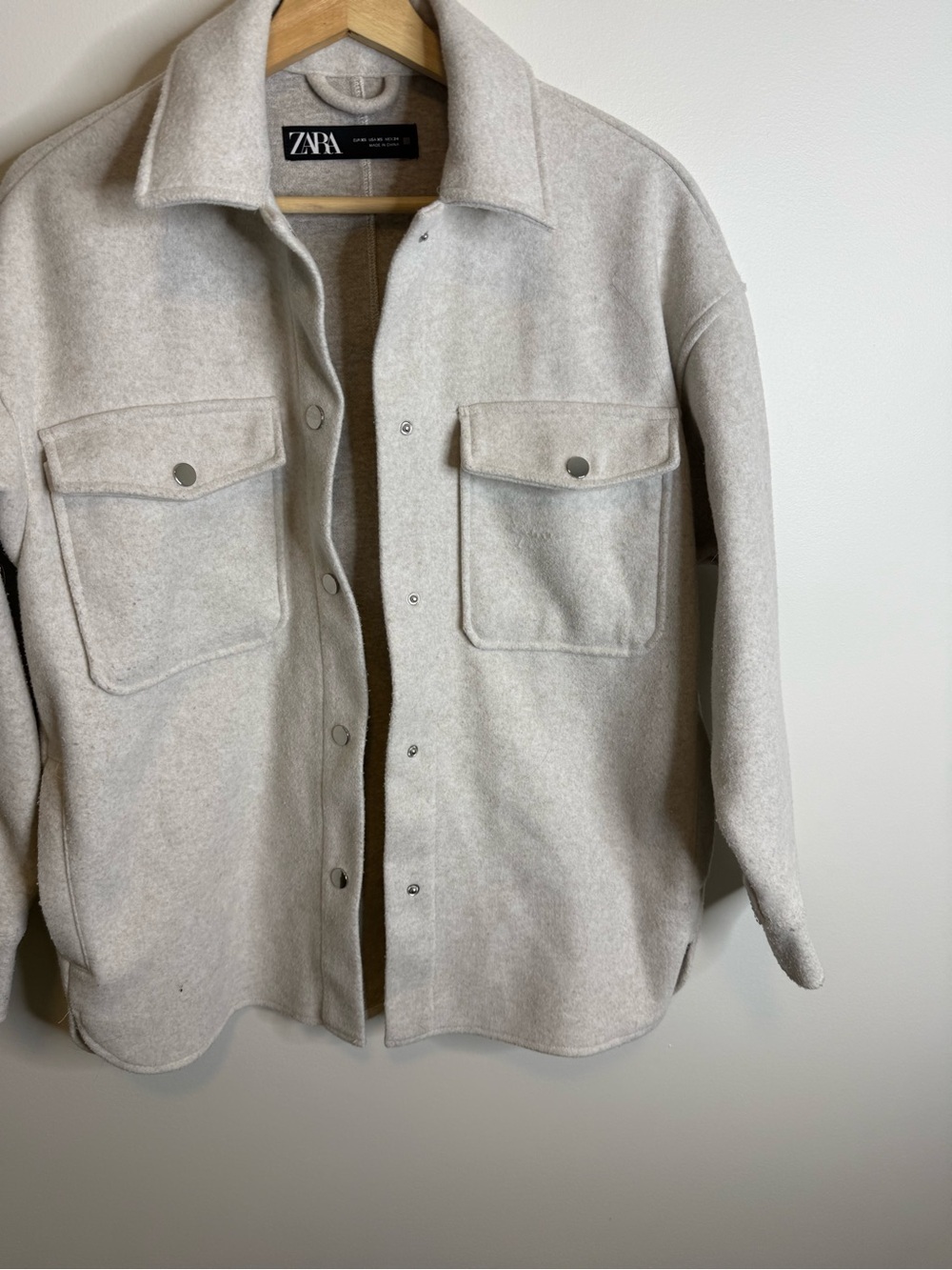 Zara Cream Utility Shacket with Front Flap Pockets sweater jackets size xs - Picture 3 of 7